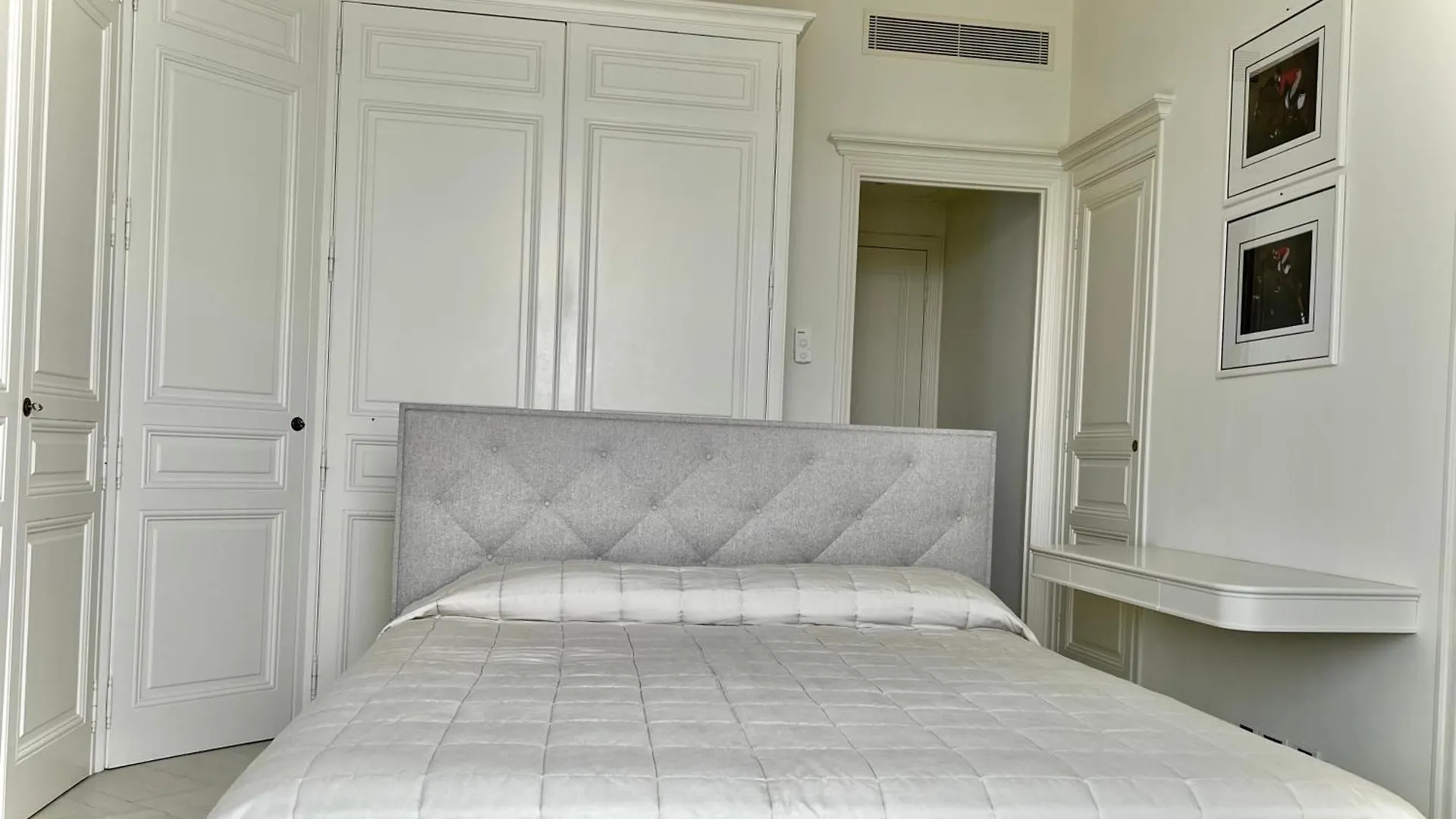 Luxury Villa At Mont Boron, Swimming Pool Overviewing The Bay Nice France