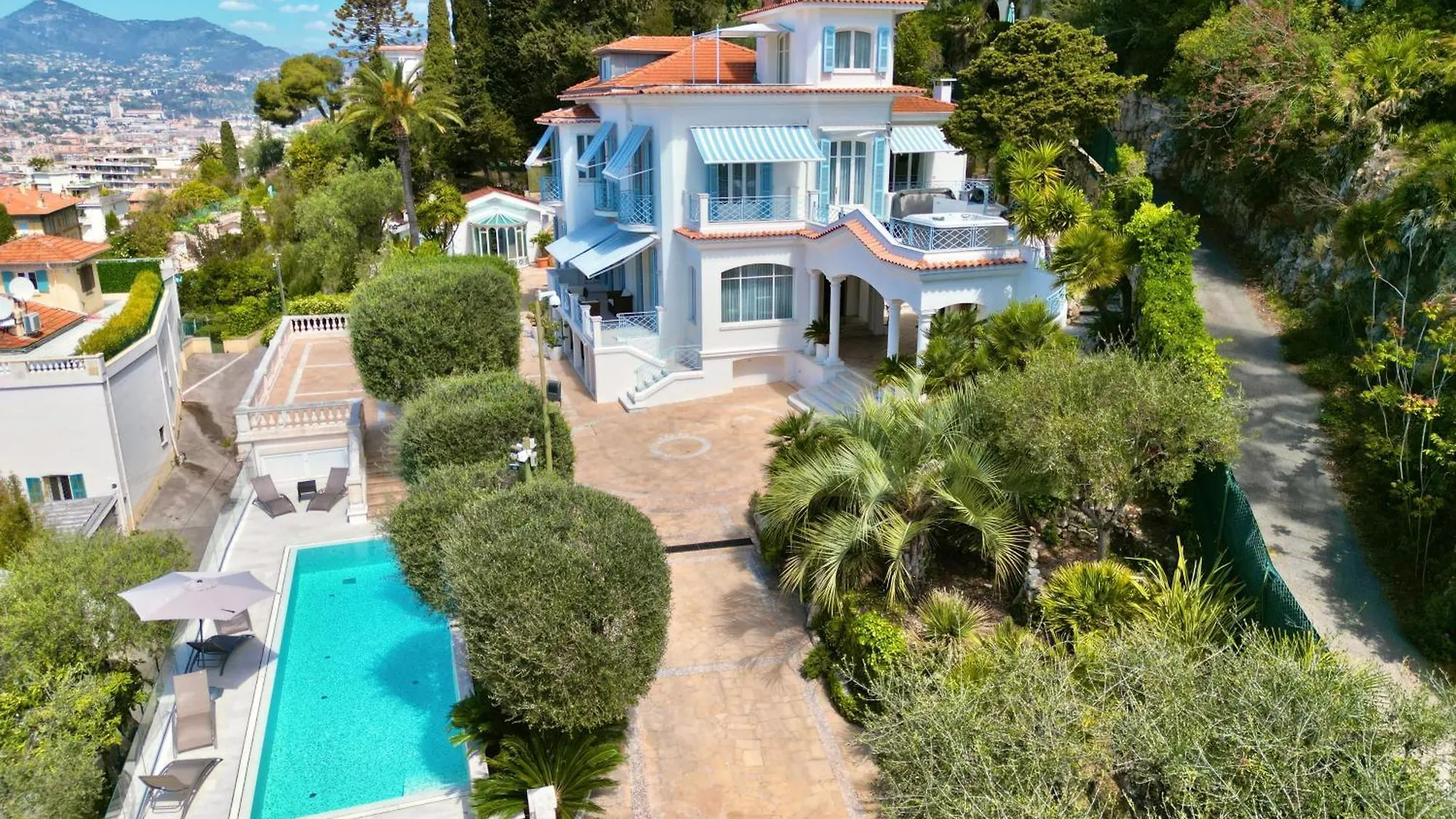 Luxury Villa At Mont Boron, Swimming Pool Overviewing The Bay Nice France